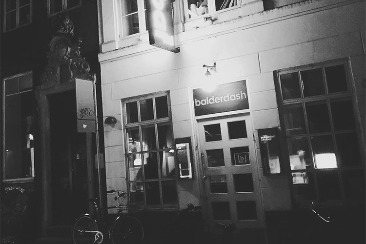 Balderdash. La noche en Copenhague