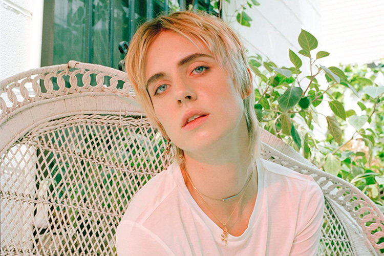 MØ