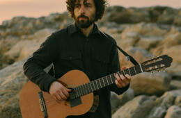 José González